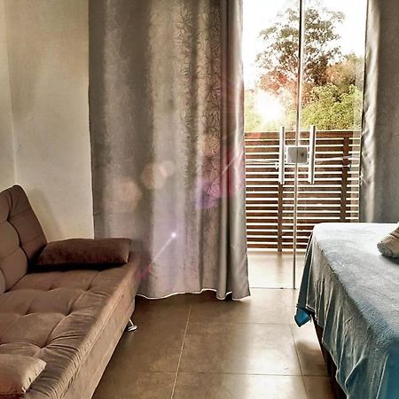 Pousada Suites Do Rosa 普腊亚罗萨 外观 照片