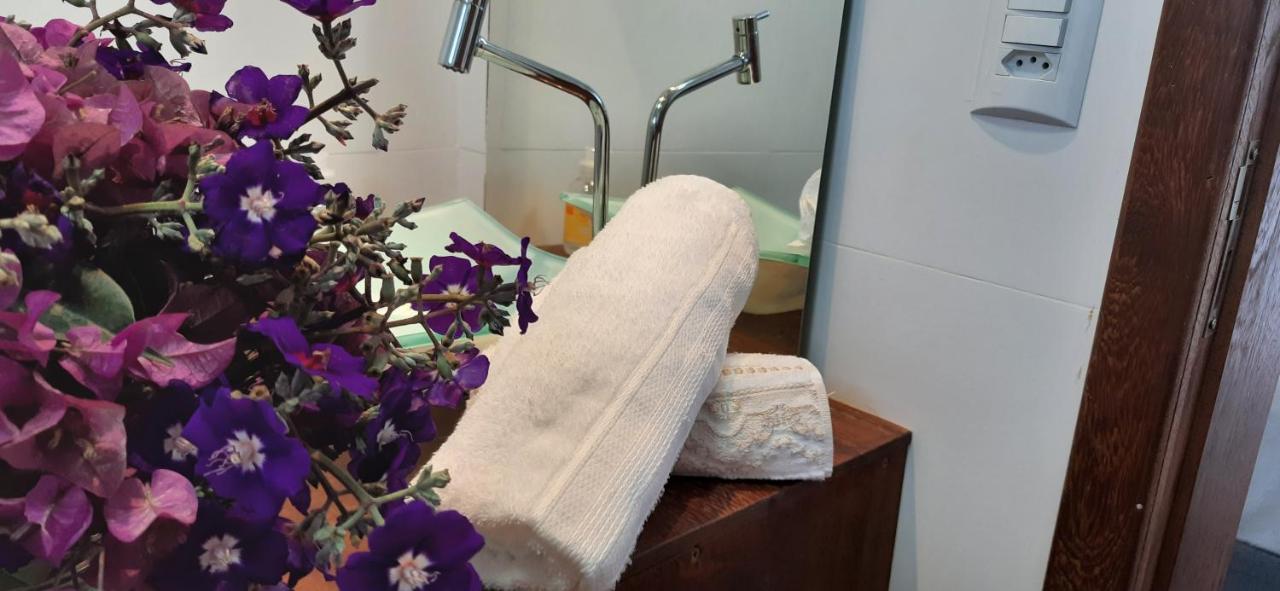Pousada Suites Do Rosa 普腊亚罗萨 外观 照片